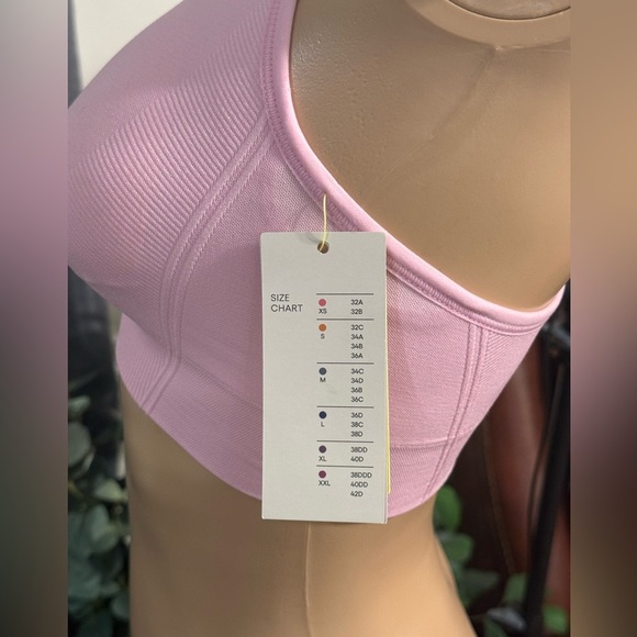 All In Motion Moisture Wicking Seamless Sports Bra - Picture 6 of 6